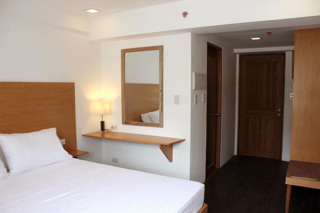 Brblock Boutique And Residences Makati City Екстериор снимка
