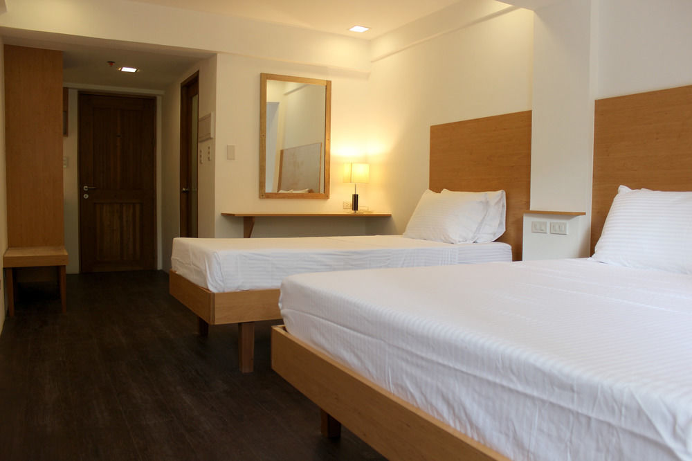 Brblock Boutique And Residences Makati City Екстериор снимка